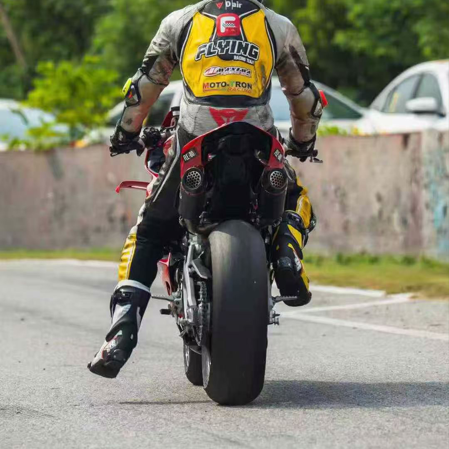 How To Use Chrome Polish on Motorcycle Exhaust Pipes Like A Pro