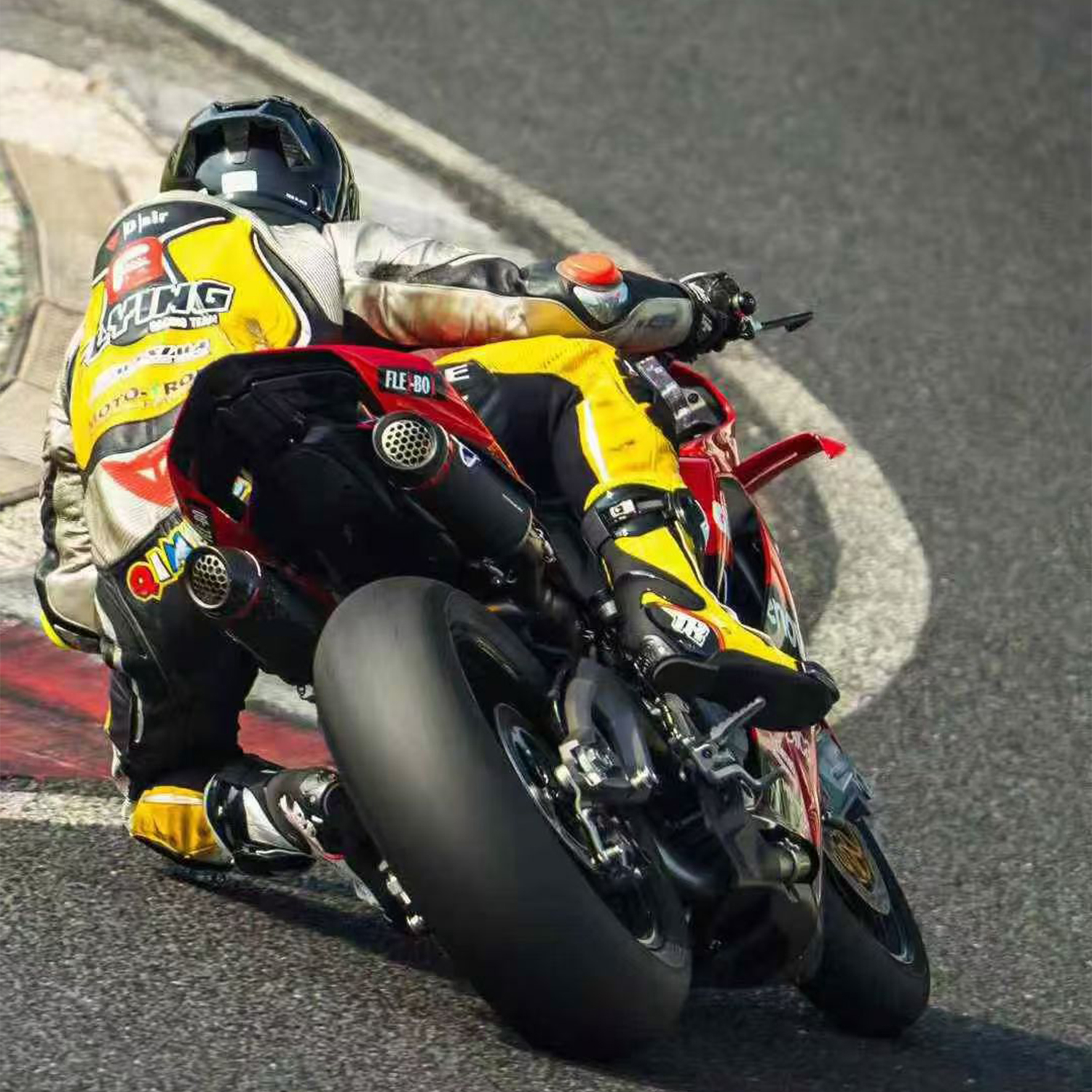 custom motorcycle exhaust manufacturers