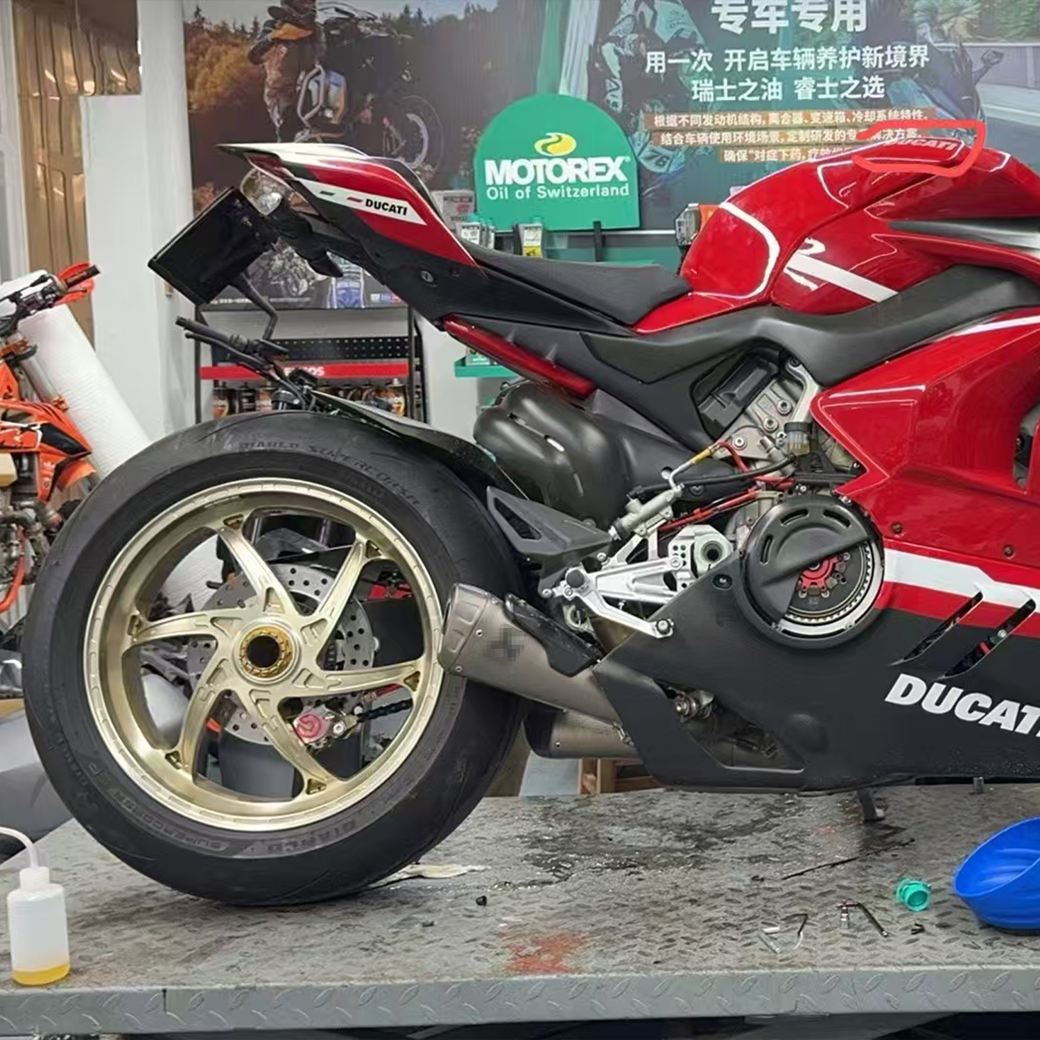 exhaust muffler tail pipe