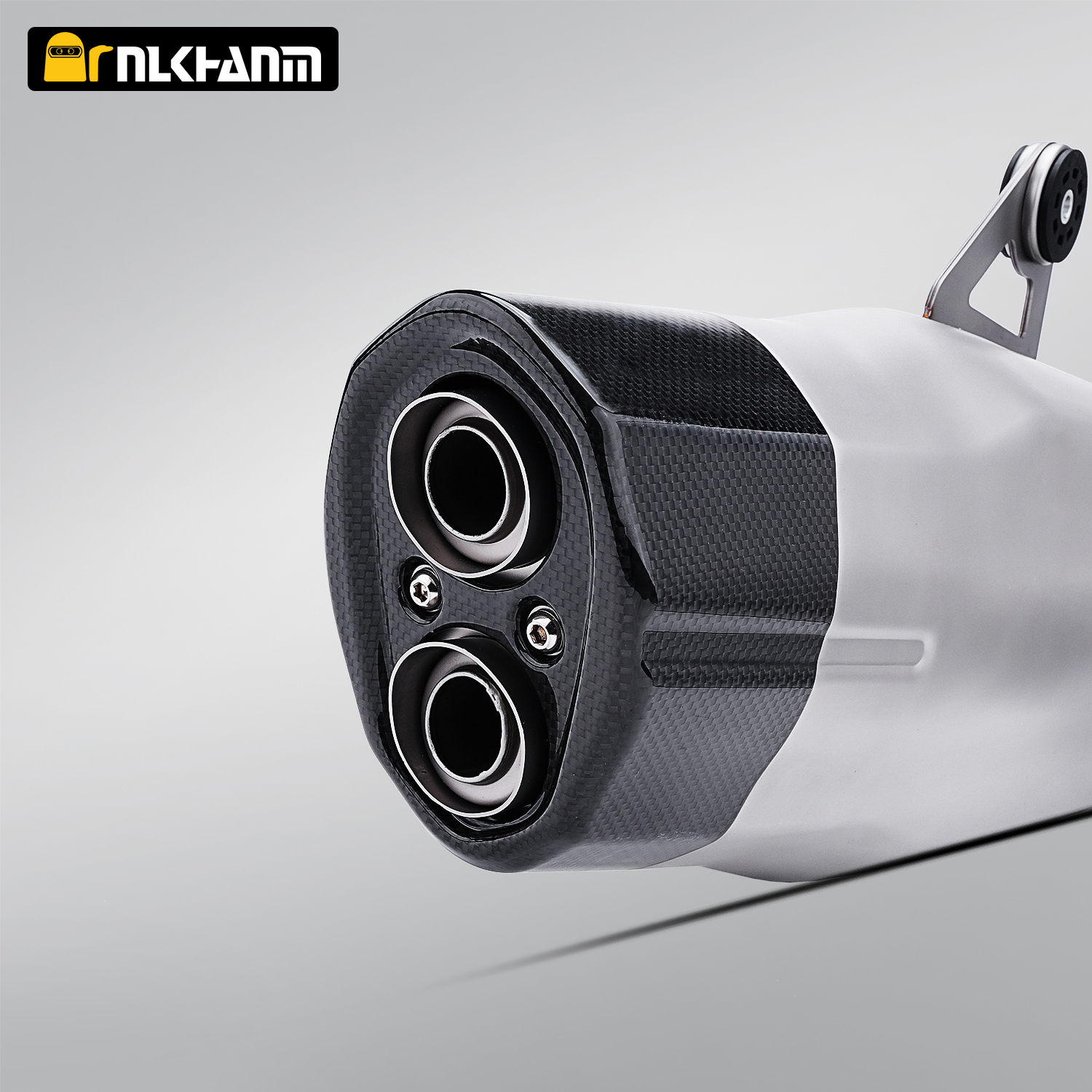 Motorcycle Exhaust System Modified with Carbon Fiber AK Dual Outlet Escape Muffler with Carbon Fiber Board for R1250GS