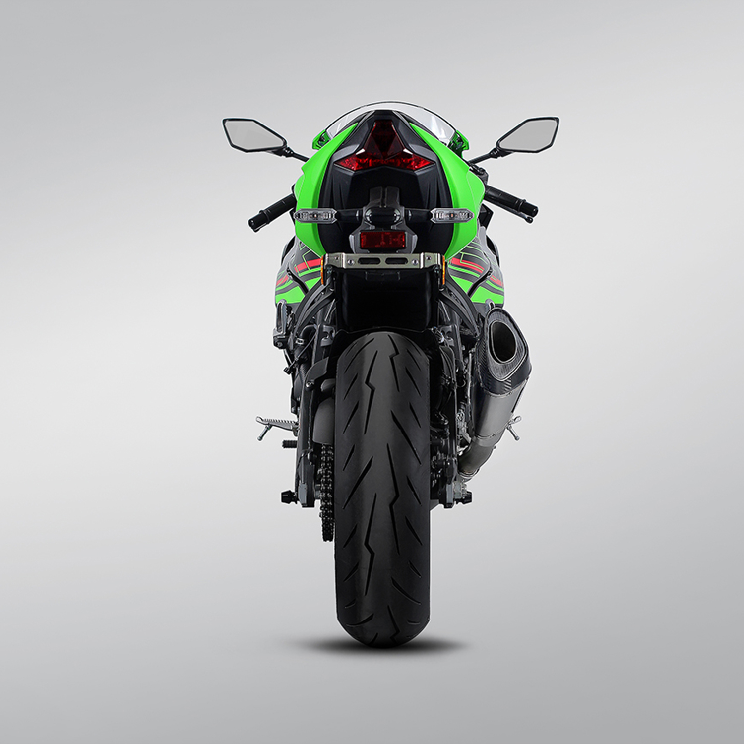 Motorcycle exhaust system modification mid link Yoshimura R11 for Kawasak ZX-6R